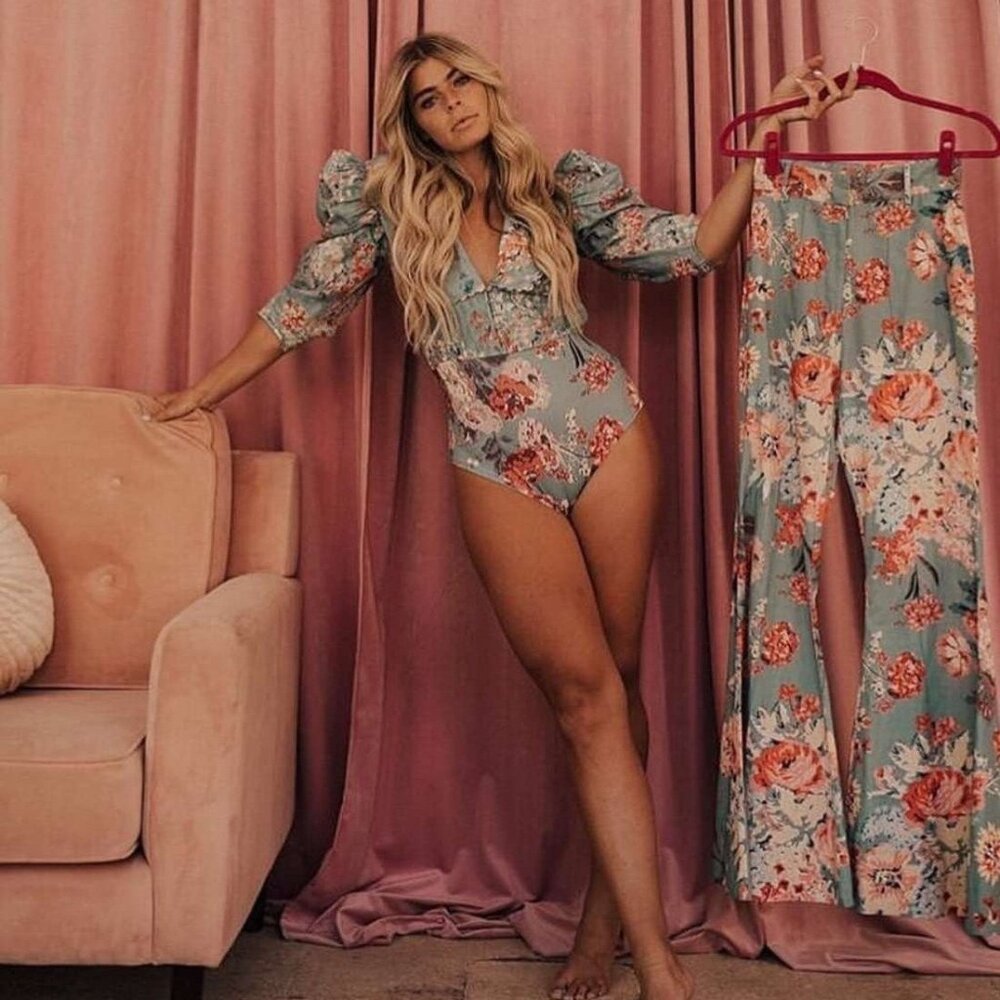 NWT Hemant & Nandita Olivia Blue Floral Bodysuit Blouse and Flare Pant Set S